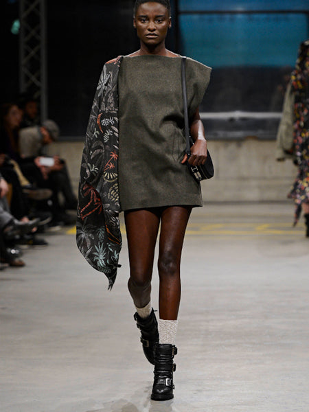 PALM FPARADISE – SUNBLEACHED