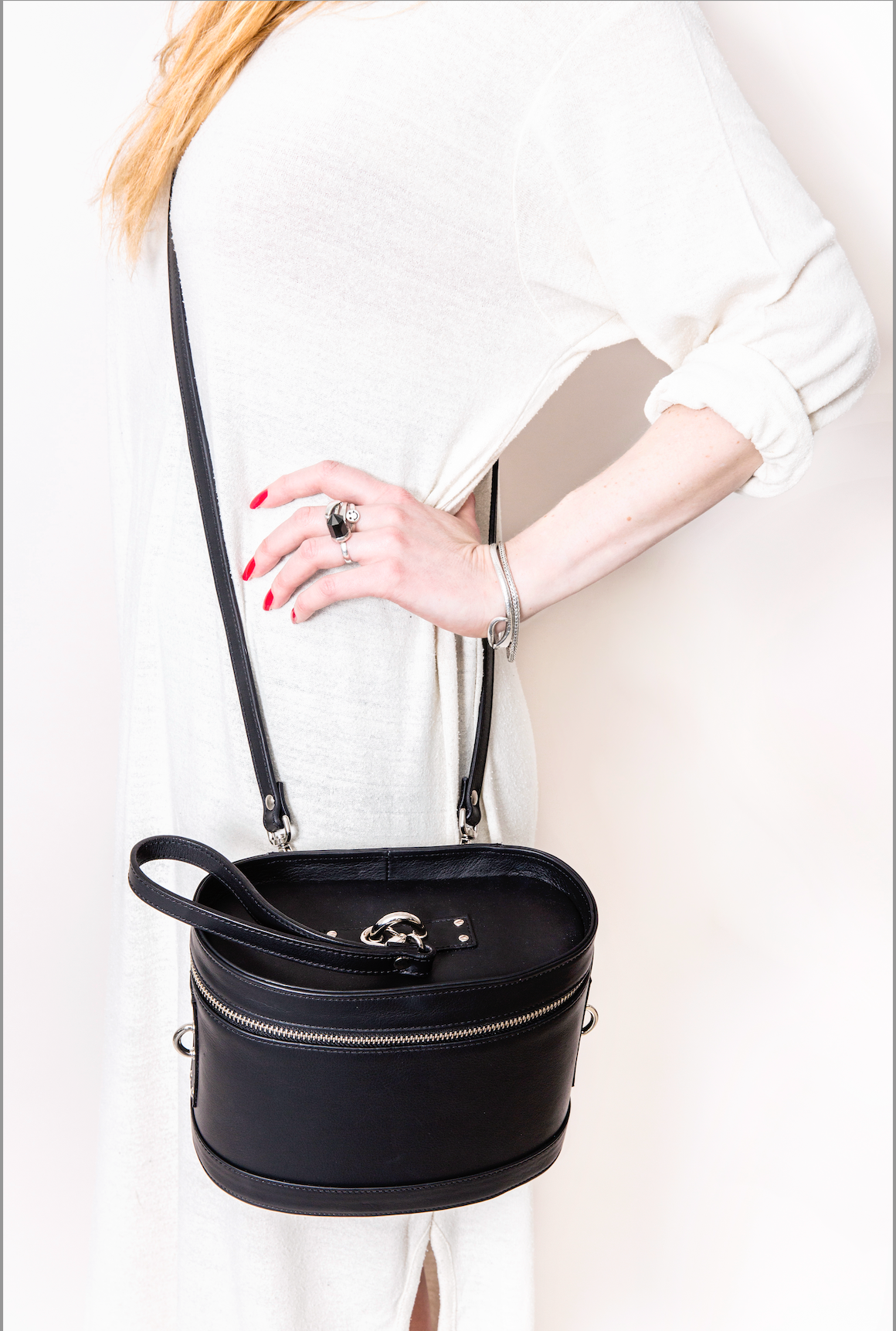 NECESER – BLACK/SILVER bag
